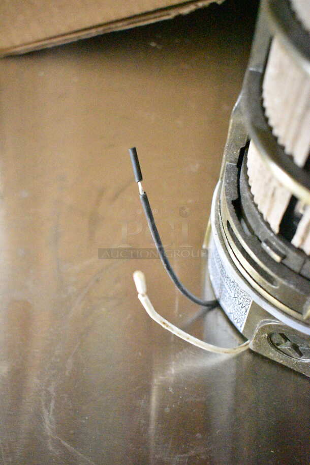 3 Lights. 3 Times Your Bid! - Image 3 of 5