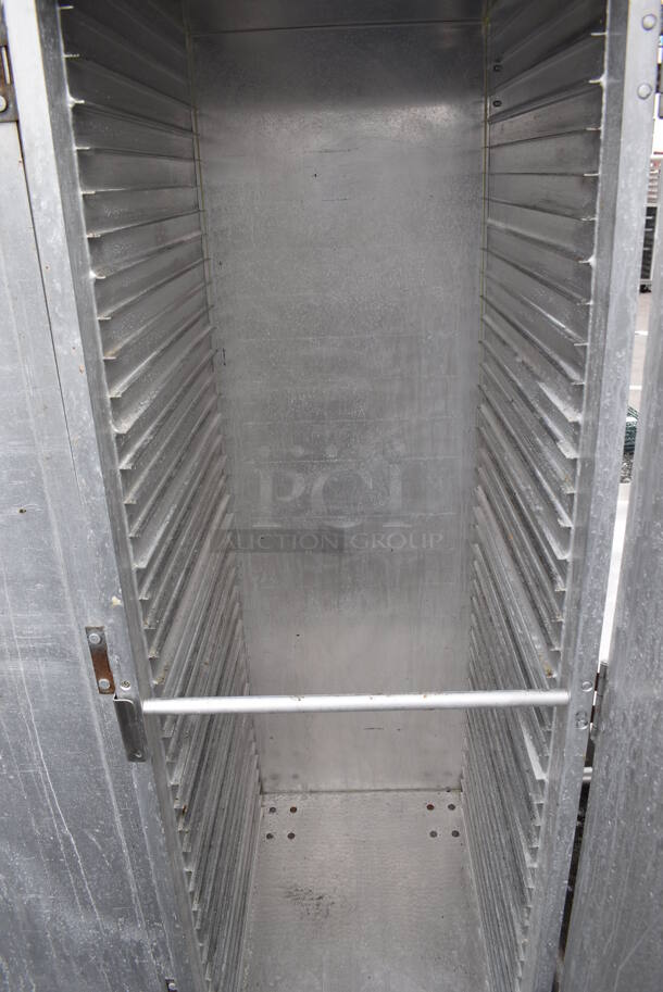 Metal Commercial Enclosed Pan Rack on Commercial Casters. 20.5x27x66 - Image 4 of 5