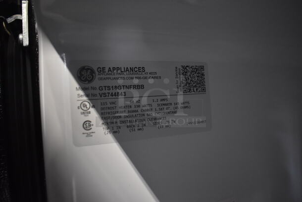BRAND NEW! GE GTS18GTNFRBB Metal Cooler Freezer Combo Unit. 115 Volts, 1 Phase. 28x29x67. Tested and Working! - Image 8 of 8