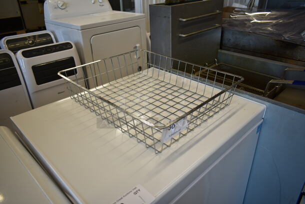 Metal Wire Basket. - Image 2 of 3