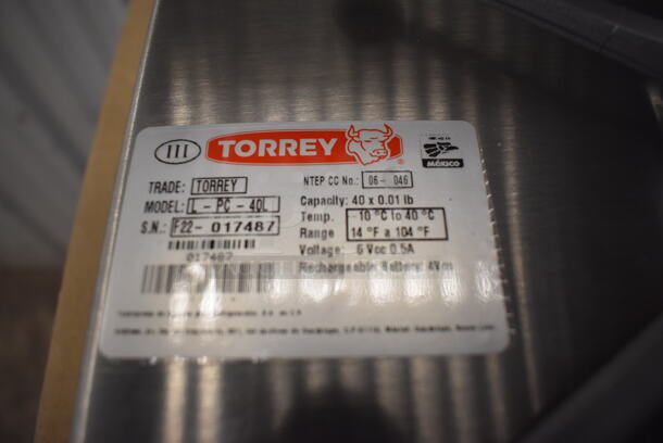 BRAND NEW IN BOX! Torrey L-PC-40L Stainless Steel Commercial Countertop Food Portioning Scale. 12x12x5. Tested and Working! - Image 4 of 6