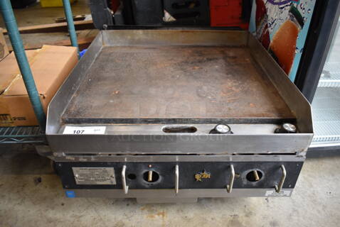 Star 624 Stainless Steel Commercial Countertop Propane Gas Powered Flat Top Griddle. 24x26x14
