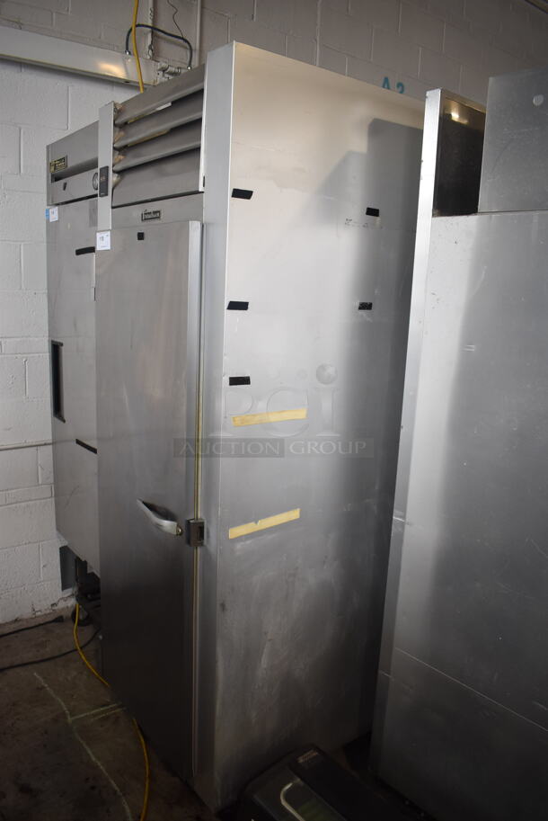 Traulsen G10011 Commercial Stainless Steel One Section Reach In Cooler With 3 Metal Racks on Commercial Casters. 115V Tested And Working! - Image 3 of 5