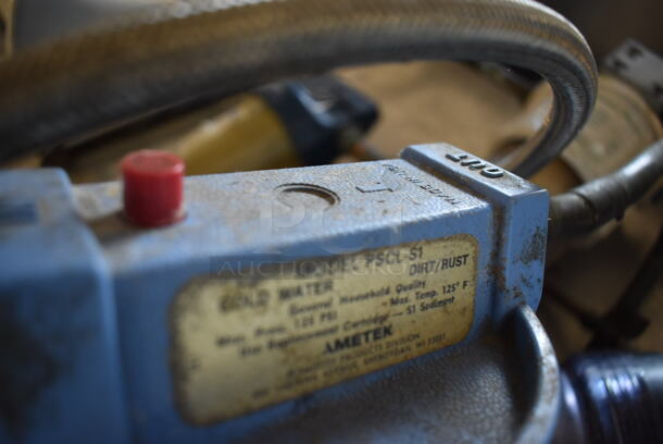 Serv-Ware GR-48S Metal Commercial 2 Door Reach In Cooler Merchandiser w/ Poly Coated Racks. 115 Volts, 1 Phase. 55x31x82 - Image 6 of 6