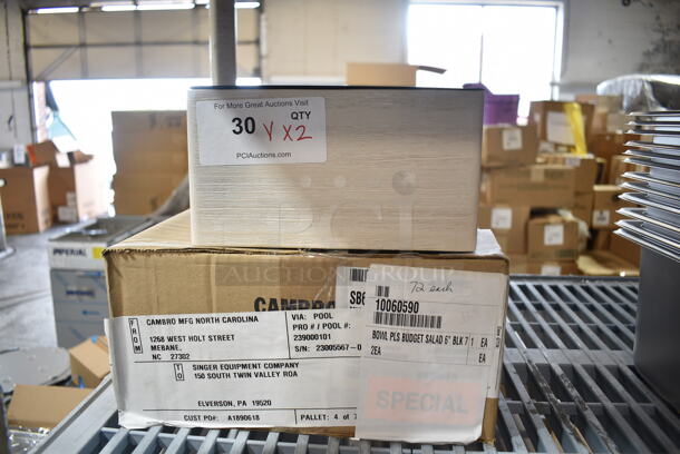 2 BRAND NEW Boxes Including 10060590 Salad Bowl and Bin. 2 Times Your Bid! - Image 1 of 5