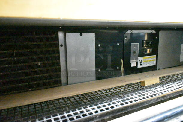 Hussmann Q3-SS-6S Metal Commercial Floor Style Horizontal Reach In Grab N Go Merchandiser. 120/208-240 Volts, 1 Phase.  - Image 7 of 8