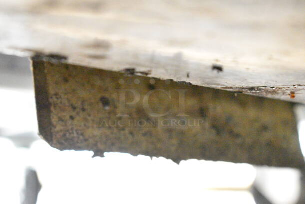 Garland Stainless Steel Commercial Countertop Natural Gas Powered Charbroiler Grill.  - Image 5 of 5