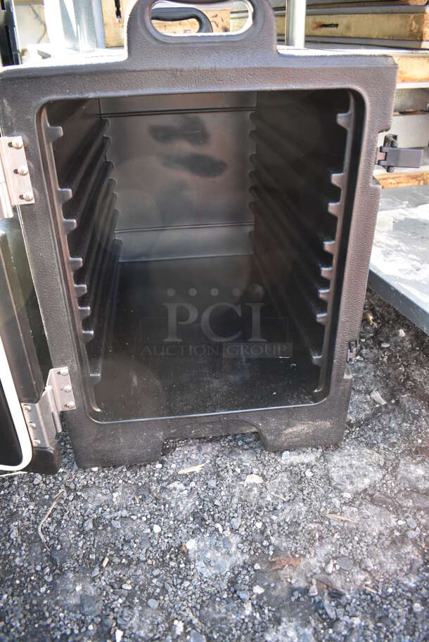 Carlisle NPC100N Brown Poly Insulated Food Carrying Case. 17x25x24 - Image 3 of 4