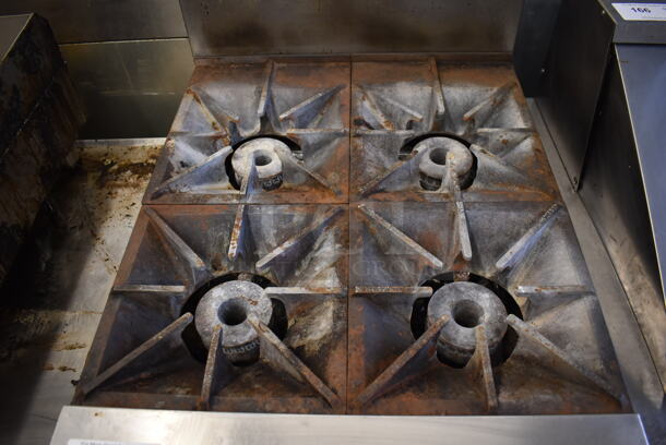 Southbend S24E Stainless Steel Commercial Natural Gas Powered 4 Burner Range w/ Oven and Back Splash on Commercial Casters. 24.5x34x47 - Image 3 of 6