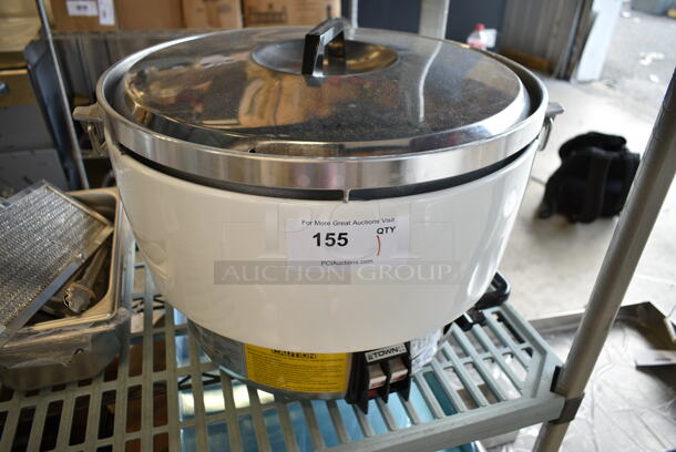 BRAND NEW SCRATCH AND DENT! RiceMaster Town RM-55P-R Liquid Propane 110 Cup (55 Cup Raw) Gas Rice Cooker and Warmer.  - Image 2 of 8