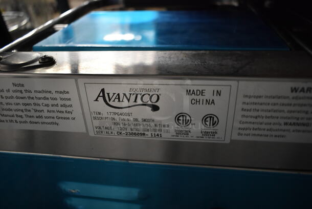 BRAND NEW SCRATCH AND DENT! 2023 Avantco PG400ST Stainless Steel Commercial Countertop Dual Panini Sandwich Grill with Timer, Smooth Plates, and 19 5/8" x 9 1/8" Cooking Surface. 120 Volts, 1 Phase. Tested and Working! - Image 6 of 6