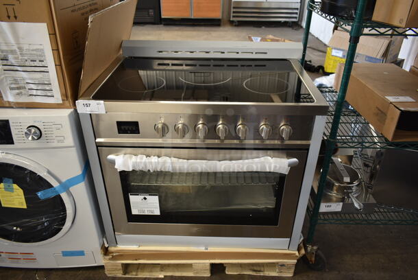 BRAND NEW SCRATCH AND DENT! KoolMore KM-FR36EE-SS Stainless Steel Commercial Electric Powered 5 Burner Range w/ Oven. 240 Volts.