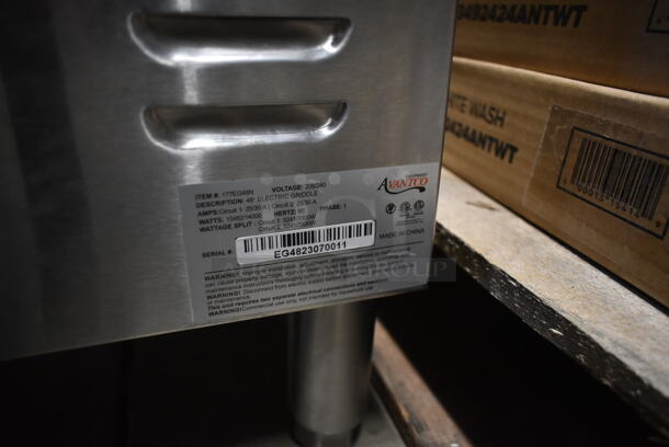 BRAND NEW SCRATCH AND DENT! Avantco 177EG48N Stainless Stee Commercial Countertop Electric Powered Flat Top Griddle. 208/240 Volts, 1 Phase.  - Image 4 of 4
