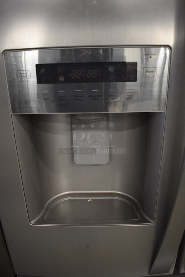 Kenmore Elite Model 795.71036.010 Chrome Finish French Style Door Cooler w/ Lower Freezer Combo Unit. 115 Volts, 1 Phase. 33x33x70. Tested and Powers On But Does Not Get Cold - Image 4 of 9