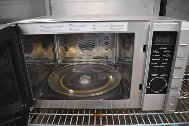 Sanyo EM-C6786V Metal Commercial Countertop Microwave Oven. 120 Volts, 1 Phase. 20.5x16x12.5 - Image 4 of 6