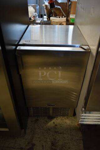 BRAND NEW SCRATCH AND DENT! Whynter MIM-14231SS Stainless Steel 14” Undercounter Automatic Marine Ice Maker 23lb Daily Output. 115 Volts, 1 Phase. Tested and Working!
