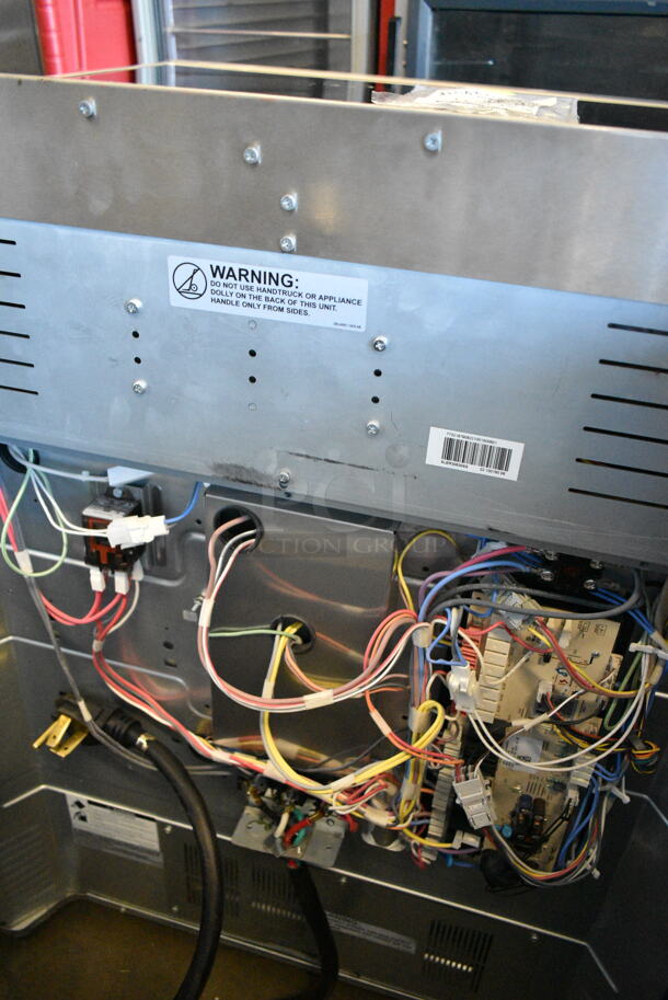 BRAND NEW SCRATCH AND DENT! 2022 Beko SLER30530SS Stainless Steel Electric Powered 4 Burner Range w/ Oven. 208-240 Volts, 1 Phase.  - Image 12 of 12