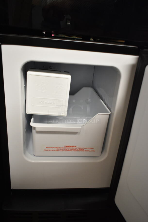 BRAND NEW SCRATCH AND DENT! Whynter UIM-155 15" Built In Ice Maker Machine Stainless Steel 12lb. 115 Volts, 1 Phase. Tested and Working! - Image 3 of 6