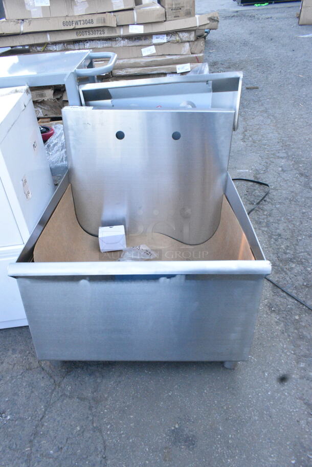 BRAND NEW SCRATCH AND DENT! Stainless Steel Single Bay Sink. No Legs.  - Image 2 of 7