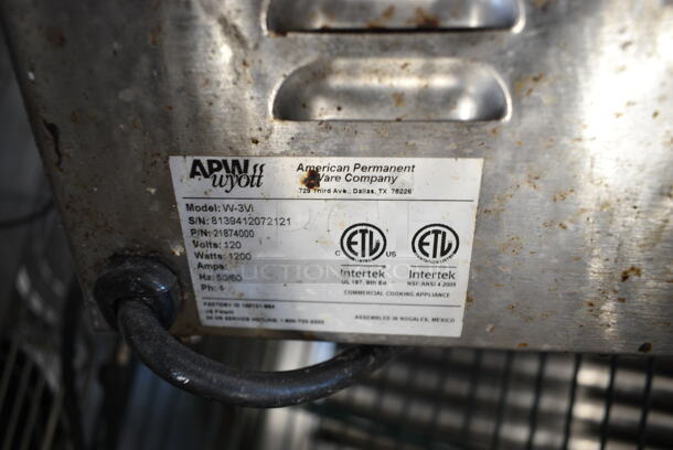 APW Wyott W-3Vi Stainless Steel Commercial Countertop Food Warmer. 120 Volts, 1 Phase. Tested and Working! - Image 3 of 3