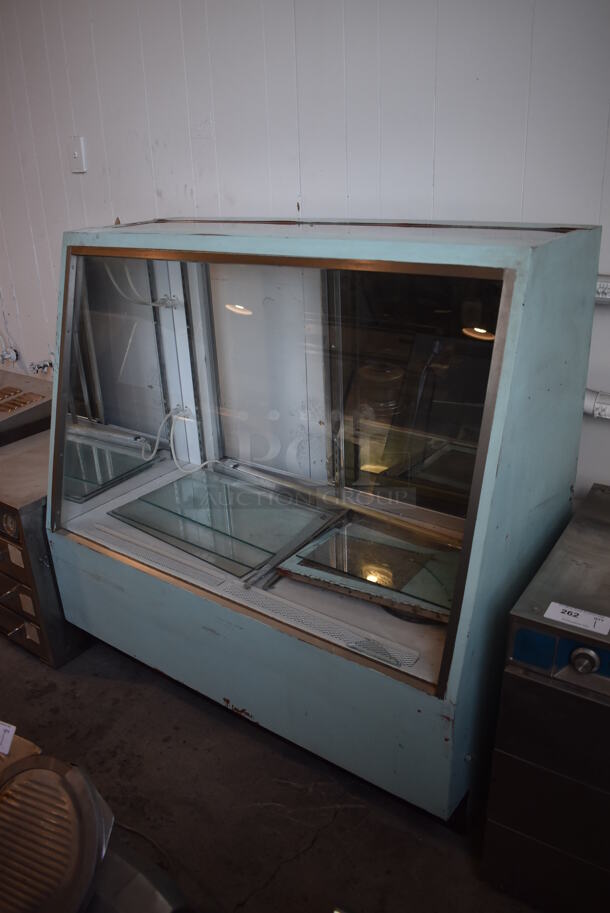 Floor Style Dry Display Case Merchandiser. 48x24x48. Tested and Powers On But Does Not Get Cold - Image 3 of 3