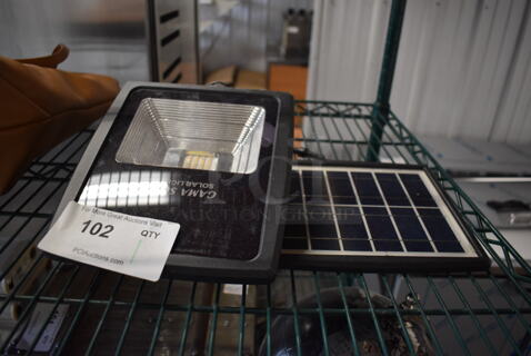 Gama Sonic Solar Light. 8x9x17
