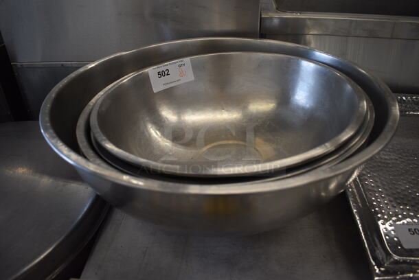 8 Various Metal Bowls. Includes 22x22x8. 8 Times Your Bid!