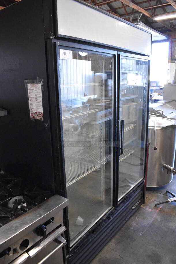 True GDM-49 Metal Commercial 2 Door Reach In Cooler Merchandiser w/ Poly Coated Racks. 115 Volts, 1 Phase. 54x30x79. Tested and Working! - Image 7 of 7