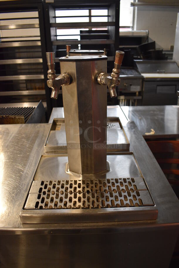Glastender Model PT108-L6-XSH(LRLR/LRLR) Stainless Steel Commercial Double Sided 4 Door Cooler w/ Two 2 Tap Beer Towers, 2 Couplers and 4 View Through Doors. 115 Volts, 1 Phase. 108x28x56. Tested and Working! - Image 11 of 12