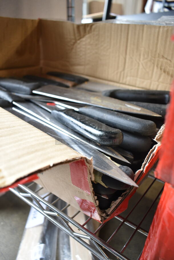 60 SHARPENED Stainless Steel Knives Including Chef Knives. 60 Times Your Bid!  - Image 2 of 6
