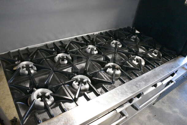 Garland SunFire Stainless Steel Commercial Natural Gas Powered 10 Burner Range w/ 2 Ovens, Over Shelf and Back Splash on Commercial Casters. 59x34x56 - Image 4 of 6