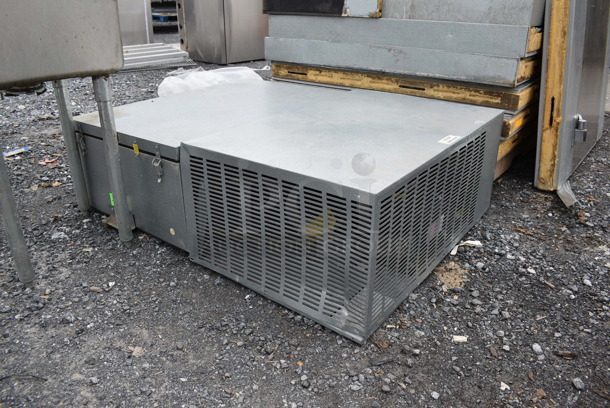 Norlake 6'X6'X6.5' SELF CONTAINED Walk In Cooler Box w/ Stainless Steel Door, Floor, Norlake CPB075DC-A Condenser and Copeland Compressor. 208-230 Volts, 1 Phase. - Image 5 of 9