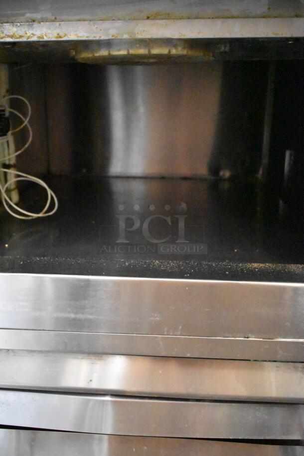 Leader PT72 S/C Stainless Steel Commercial Pizza Prep Table w/ Oversized Stone Cutting Board on Commercial Casters. 115 Volts, 1 Phase. Tested and Working! - Image 8 of 12