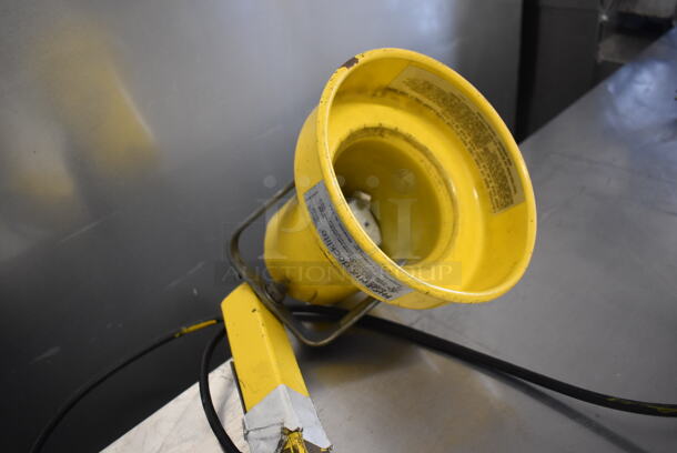 Phoenix Docklite Yellow Metal Work Light. 8x2.5x38 - Image 3 of 5