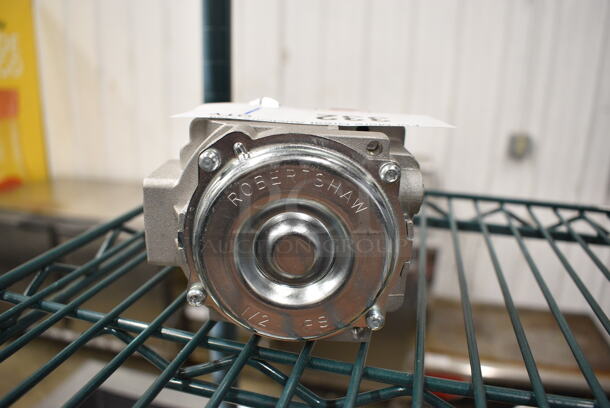 Robertshaw 700BMVR Metal Unit. 4x4.5x3 - Image 3 of 5