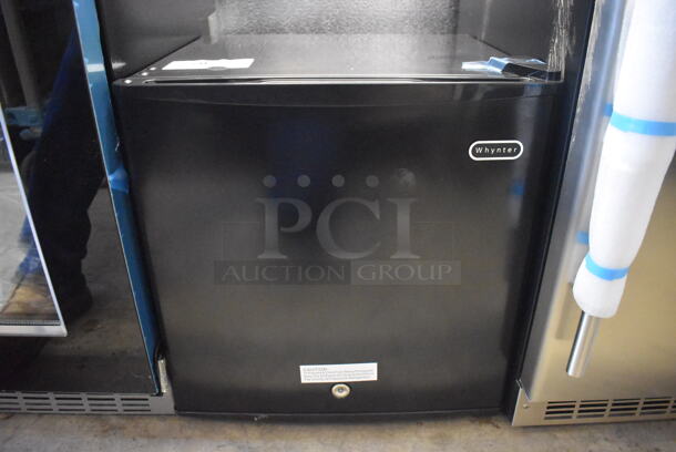 BRAND NEW SCRATCH AND DENT! Whynter CUF-110 Metal Mini Freezer. 115 Volts, 1 Phase. 18.5x18x20. Tested and Working! - Image 1 of 5