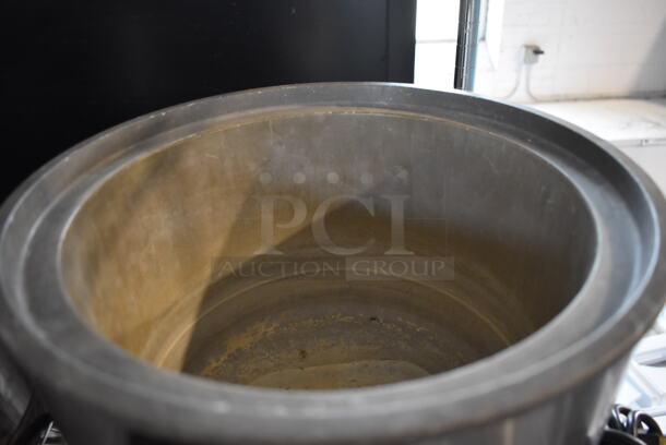 Vollrath Cayenne HS-11 Stainless Steel Commercial Countertop Soup Kettle Food Warmer w/ Lid. Does Not Have Drop In. 120 Volts, 1 Phase. Tested and Working! - Image 5 of 6