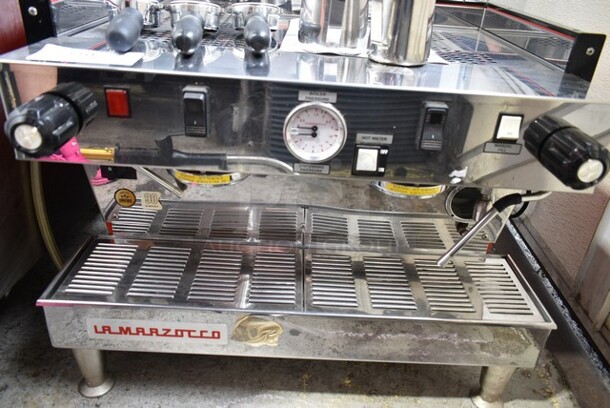 2017 La Marzocco LINEA 2EE Stainless Steel Commercial Countertop 2 Group Espresso Machine w/ 2 Portafilters and Steam Wand. 208-240 Volts.  - Image 3 of 5