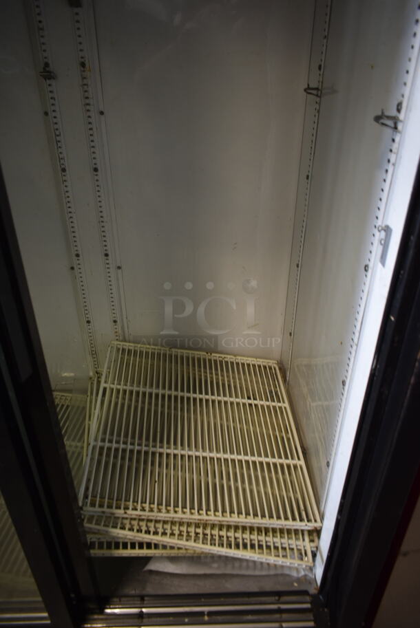 True GDM-37EM Metal Commercial 2 Door Reach In Cooler Merchandiser w/ Poly Coated Racks. 115 Volts, 1 Phase. Tested and Working! - Image 8 of 11
