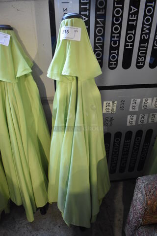 Green Patio Umbrella. 51"