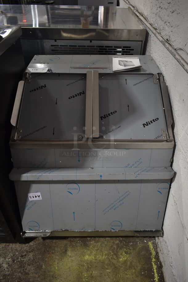 BRAND NEW SCRATCH AND DENT! ServIt 423TCW26 Stainless Steel Commercial 26 Gallon First-In First-Out Chip Warmer / Merchandiser. Missing 2 Legs. 120 Volts, 1 Phase. Tested and Working!  - Image 2 of 7