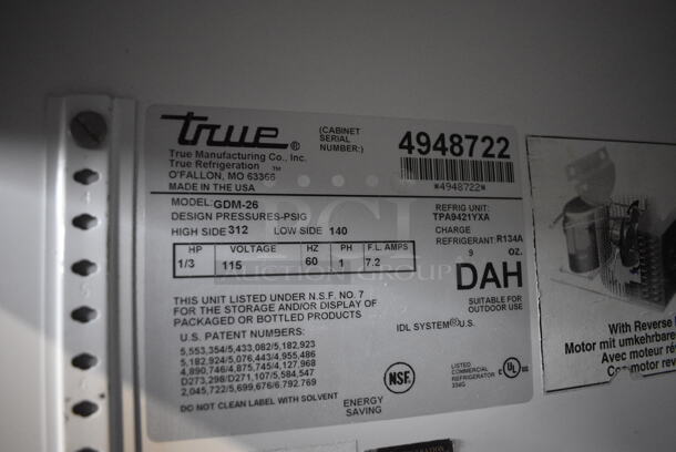 True Model GDM-26 Metal Commercial Single Door Reach In Cooler Merchandiser w/ Poly Coated Racks. 115 Volts, 1 Phase. 30x31x78. Tested and Working! - Image 5 of 5
