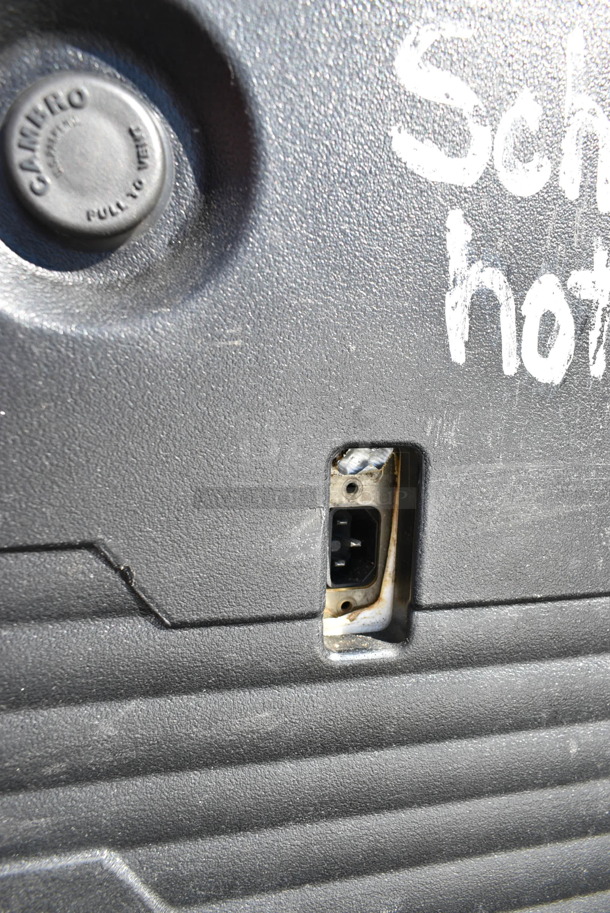 Cambro 47620 Poly 2 Door Reach In Portable Insulated Food Catering Cabinet on Commercial Casters. Missing Lower Door.  - Image 3 of 5