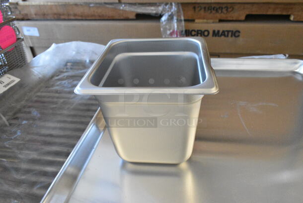 6 BRAND NEW SCRATCH AND DENT! Items Including 5 Stainless Steel Drop In Bins and 1 Full Size Baking Pan. 6 Times Your Bid!  - Image 6 of 9