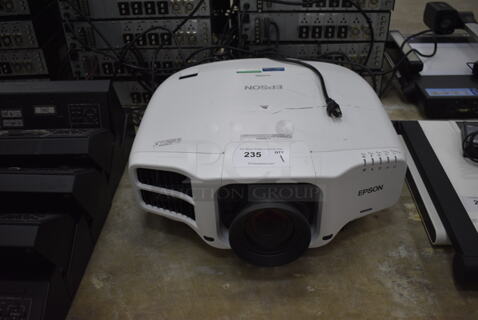 Epson WUXGA Projector (Main Building) 