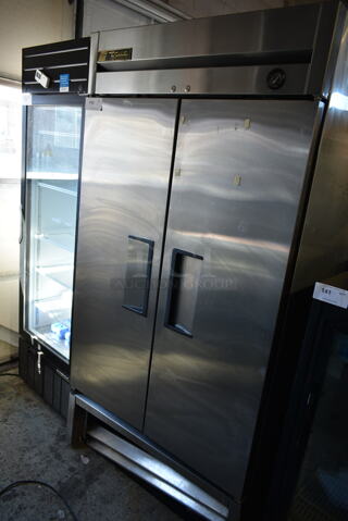 2016 True T-35 Stainless Steel Commercial 2 Door Reach In Cooler w/ Poly Coated Racks. 115 Volts, 1 Phase. Tested and Powers On But Does Not Get Cold