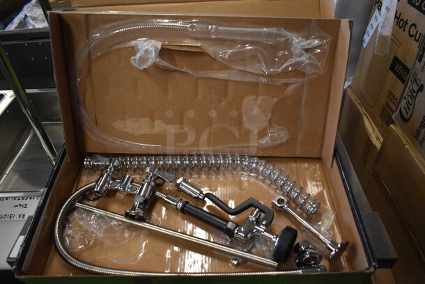 BRAND NEW SCRATCH AND DENT! Regency 600PRW8X Spray Nozzle Attachment - Image 2 of 5