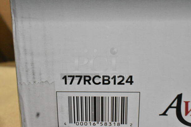 BRAND NEW SCRATCH AND DENT! Avantco 177RCB124 124 Cup (62 Cup Raw) Electric Rice Cooker / Warmer with Removable Lid. 240 Volts, 1 Phase.  - Image 3 of 3
