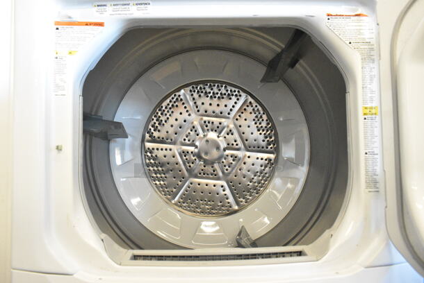 General Electric GE GUD27GSSMWW Gas Stacked Laundry Center with 3.8-cu ft Washer and 5.9-cu ft Dryer.  - Image 6 of 8