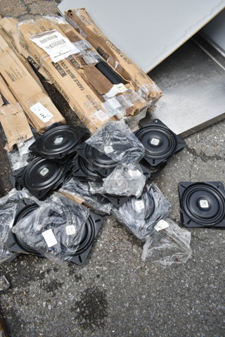 Lot of BRAND NEW SCRATCH AND DENT! Lancaster Table & Seating Items; 5 164TCOLROD25 25 3/16" Standard Height Table Base Column and Rod and 17 964SWIP Bar Stool Flat Swivel